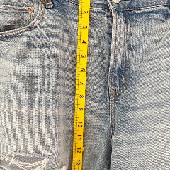 American Eagle Relaxed Jean Denim Distressed Cut Off Shorts Size 16 - Picture 8 of 12